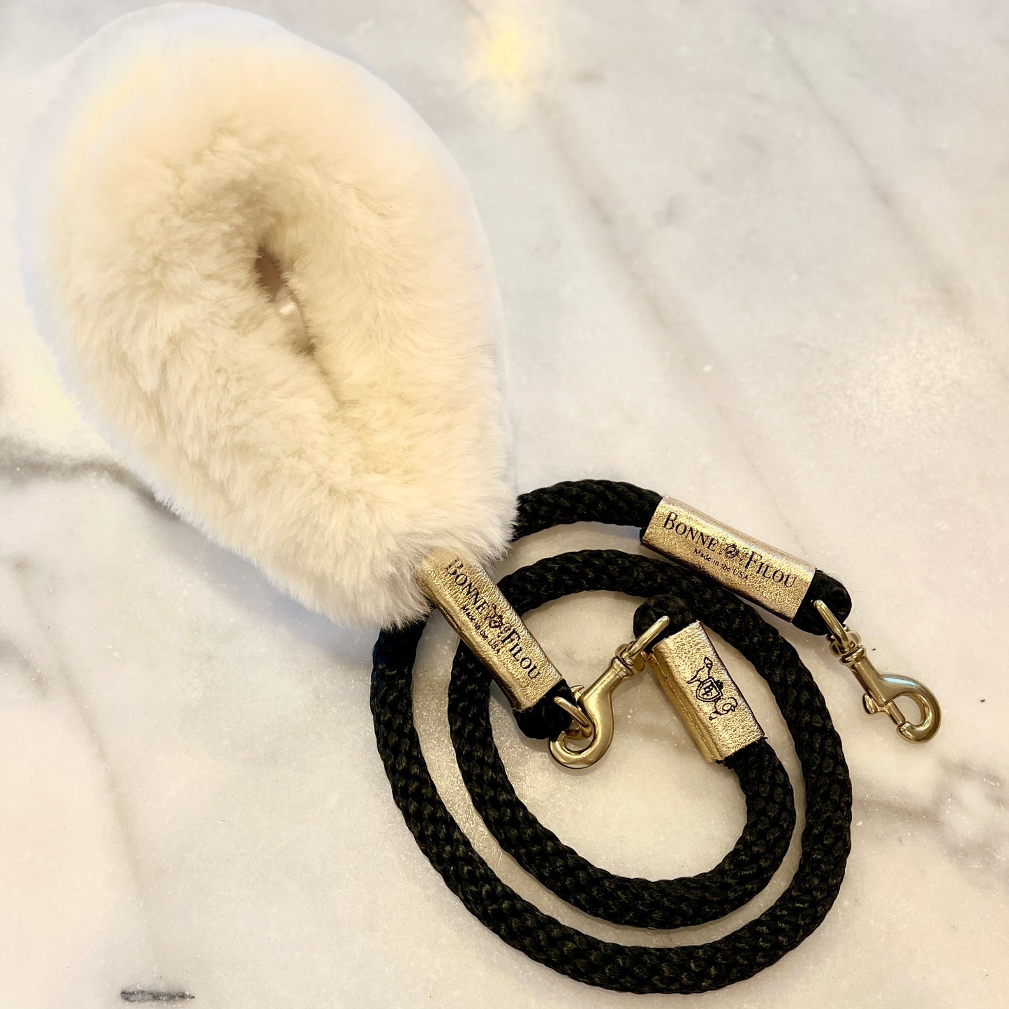 Bonne et Filou: Bundle Shearling Fur Grip + Rope Leash for Dogs