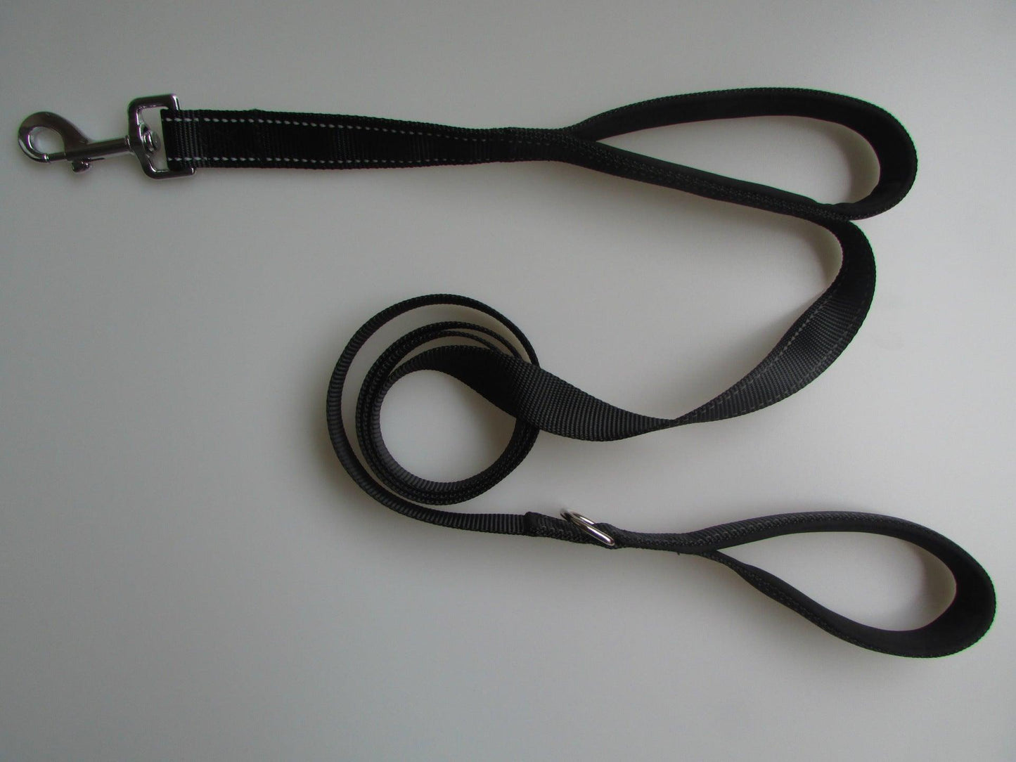 Double Distance Reflective Nylon Pet Leash With Metal Buckle